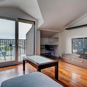  Apartamento Luminoso Atico Con Terraza, Irun, Parking, 4pax